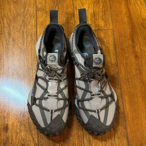 Nike Acg Mountain fly low se